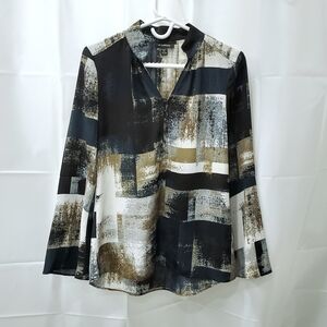 Le Chateau Artistic Flowy Abstract Blouse